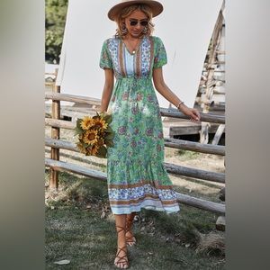 Numa Girls | Green Floral Buttoned Drawstring Boho Midi Dress - Small - EUC